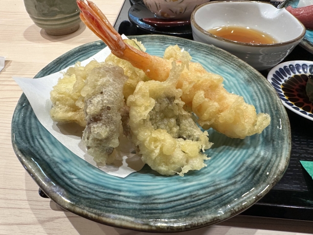 Seafood/vegetables tenpura